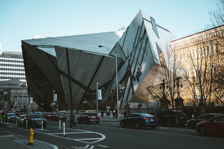 Royal Ontario Museum ROM exterior featuring the striking Michael Lee-Chin Crystal modern architecture