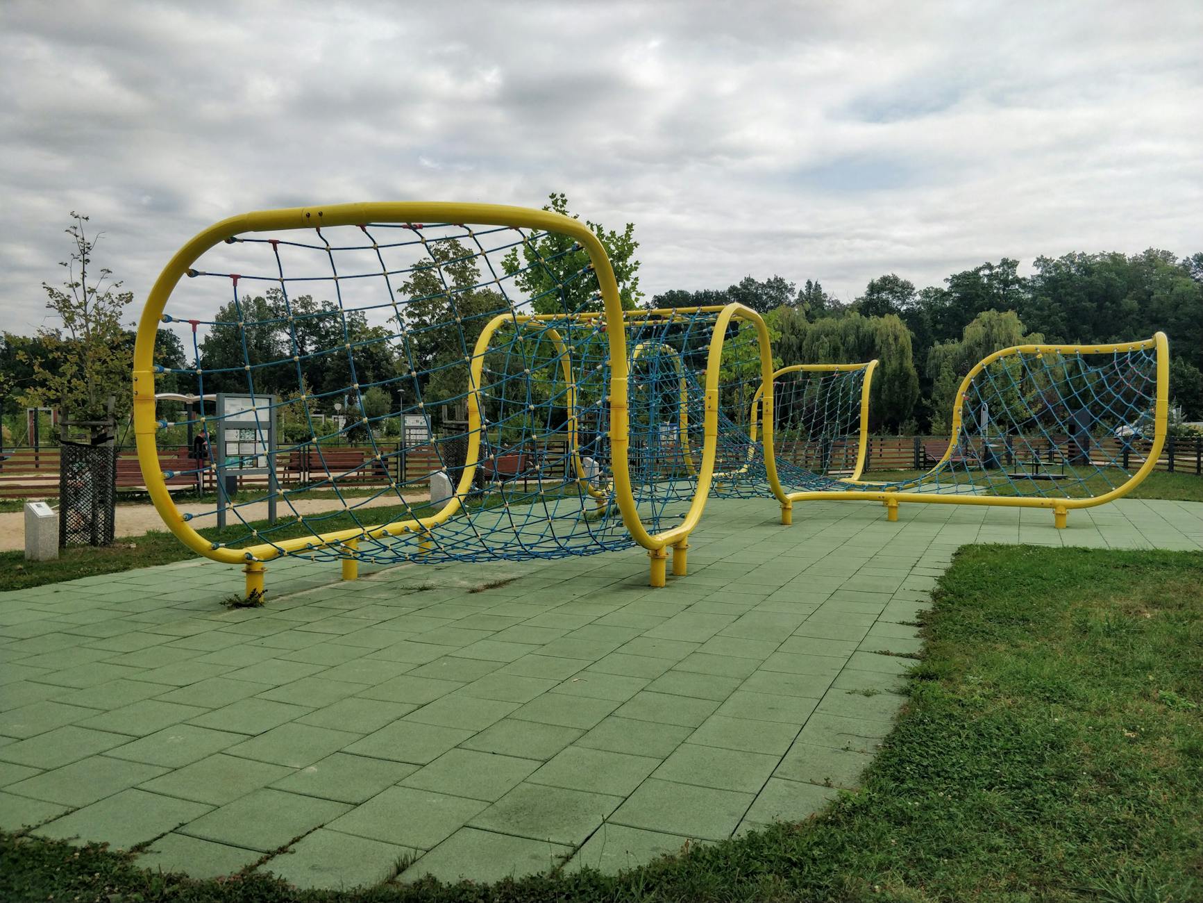 Family attractions Toronto outdoor playground park kids exploring nature