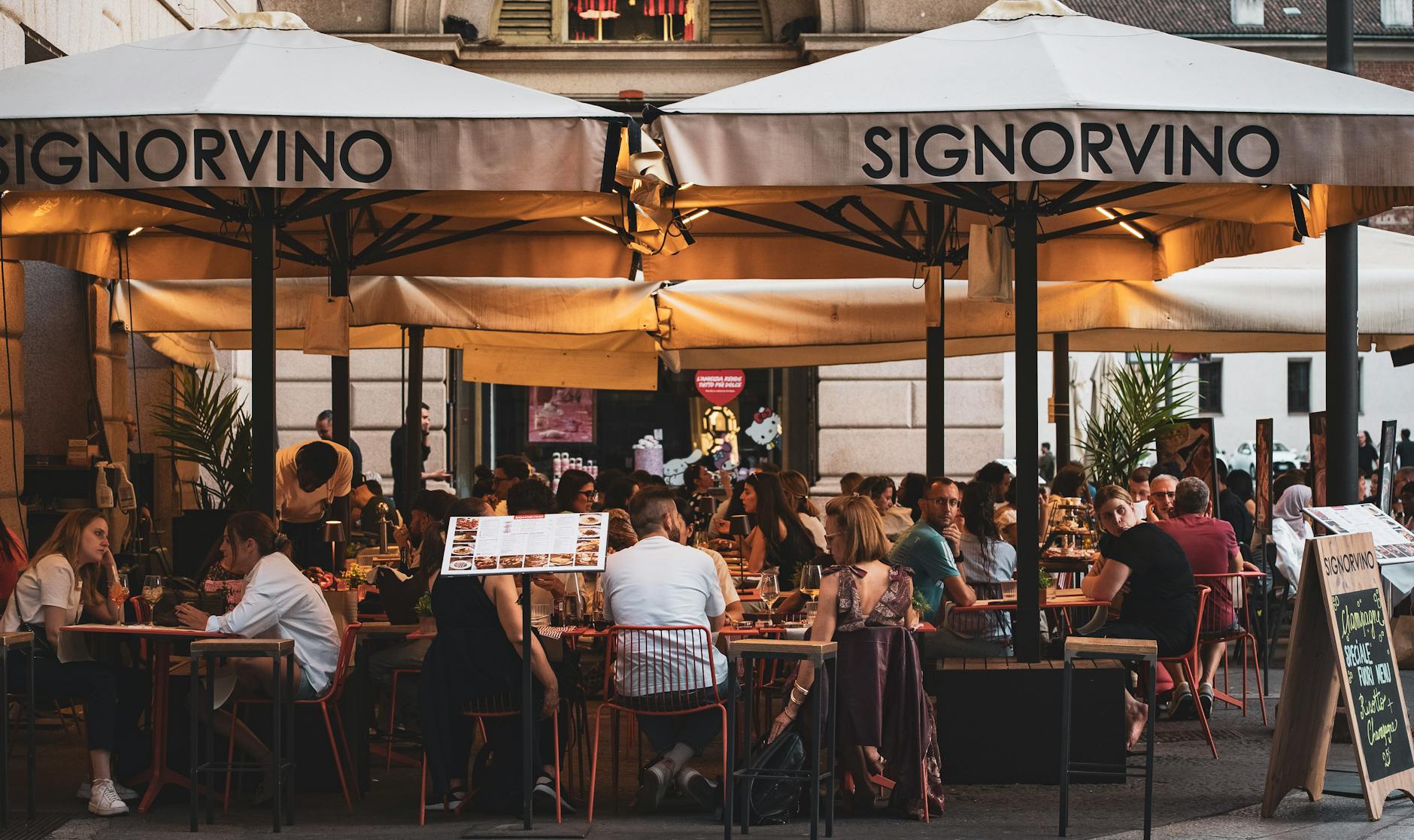 Little Italy Toronto: Restaurants, Cafes & Nightlife Guide [2026]