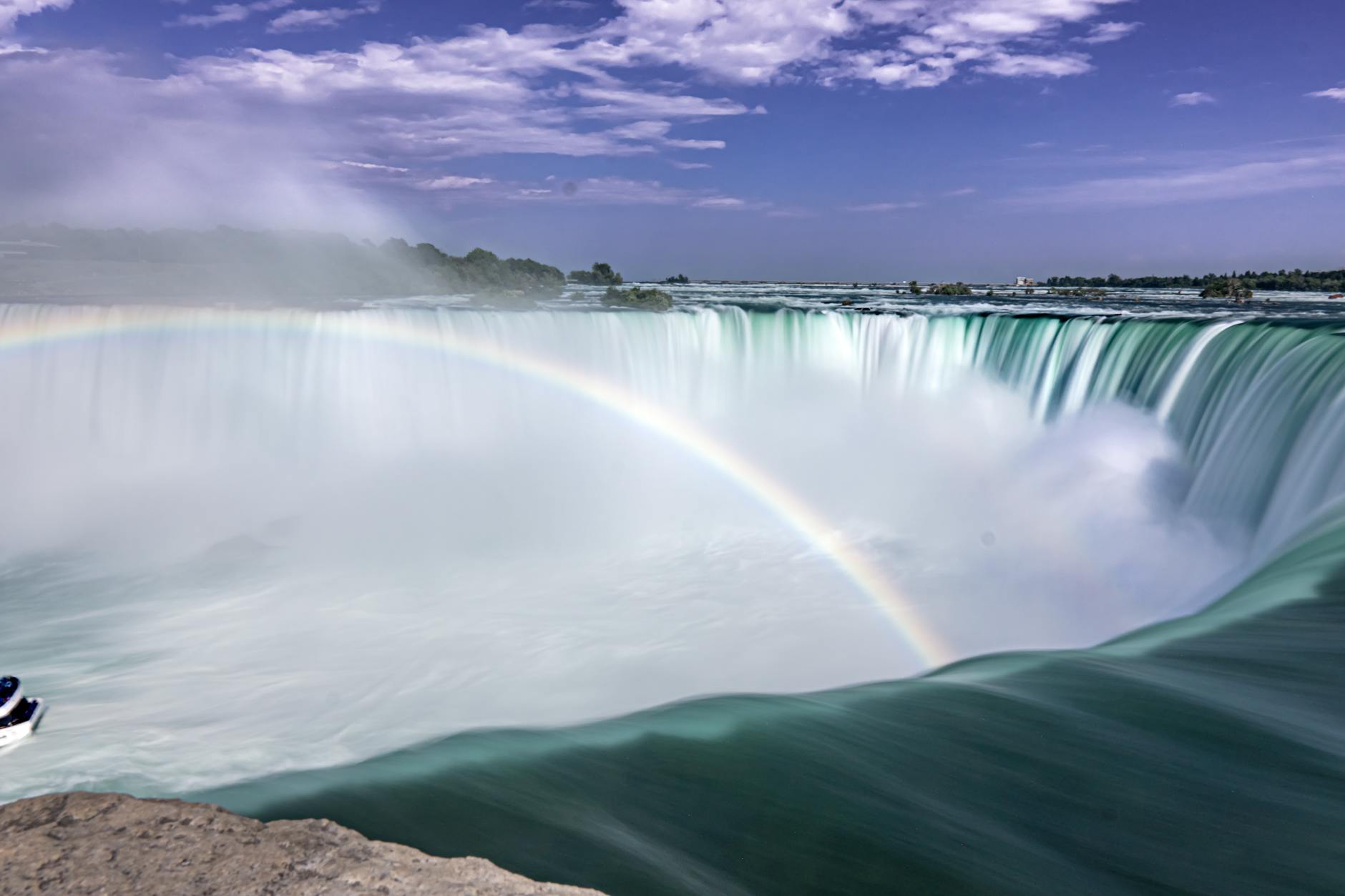 Niagara Falls from Toronto rainbow over Horseshoe Falls