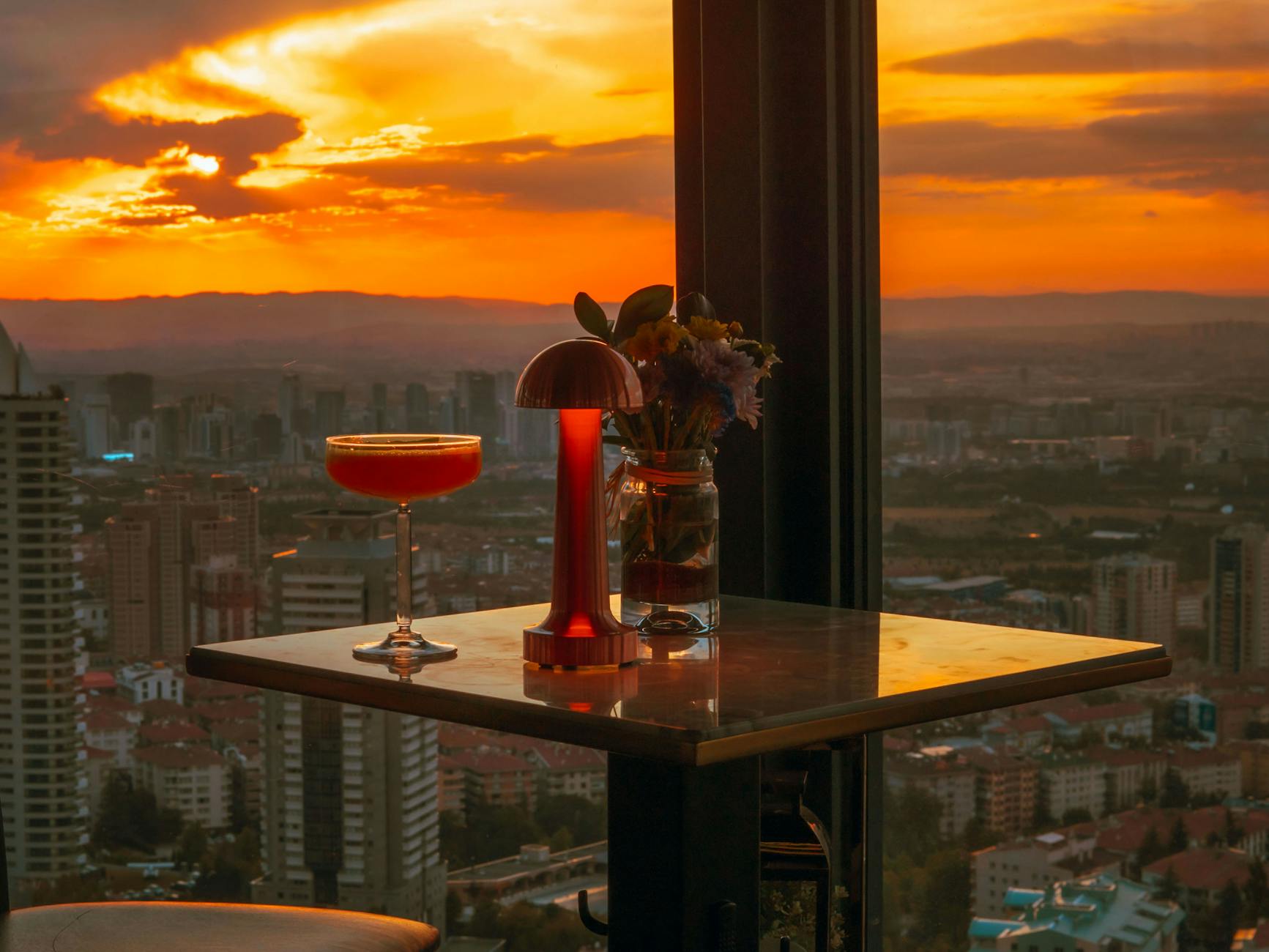 Best Rooftop Restaurants Toronto: Top Patios & Skyline Views [2026]