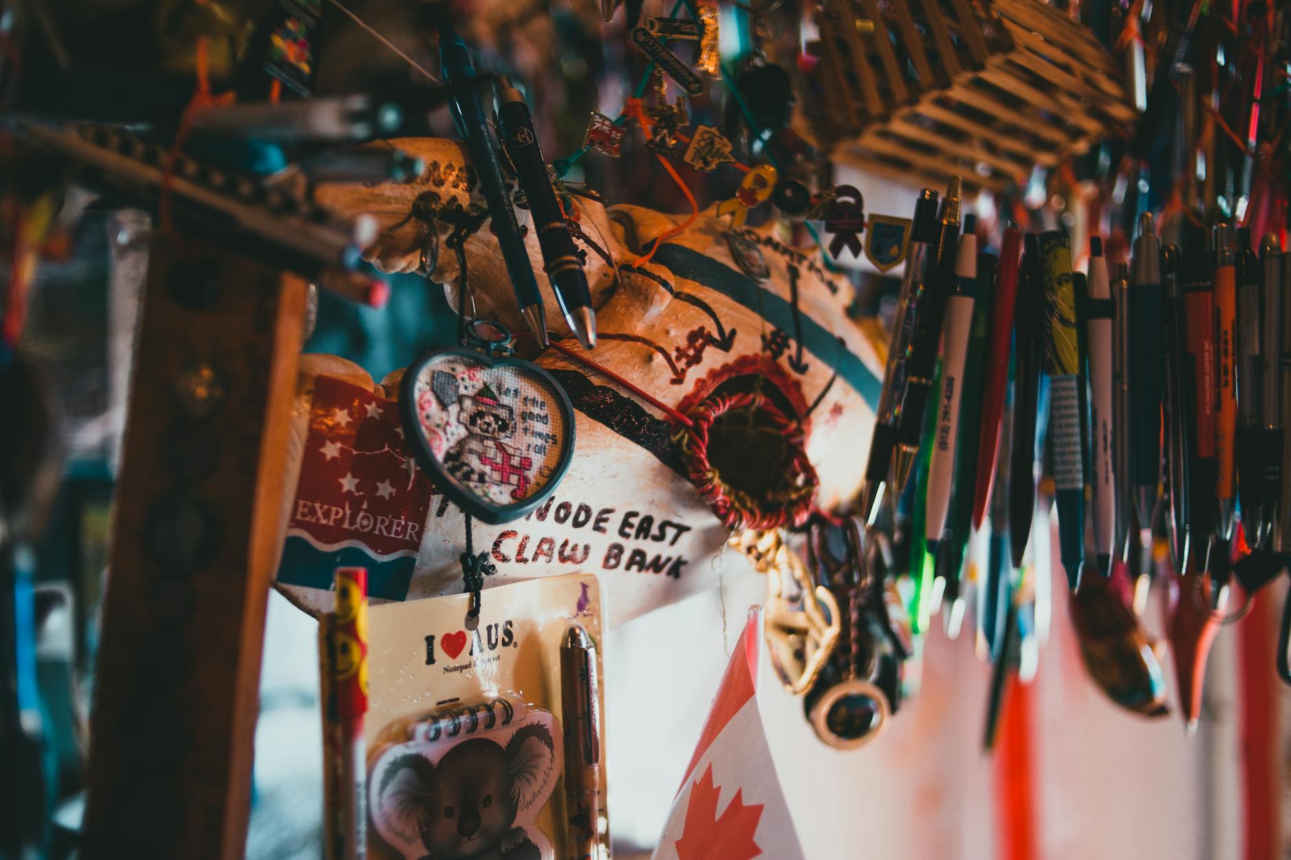 Toronto souvenirs Canadian gifts maple syrup hockey memorabilia local crafts