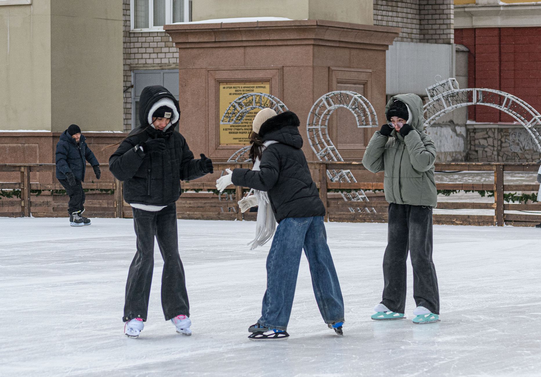 toronto in winter outdoor skating rink