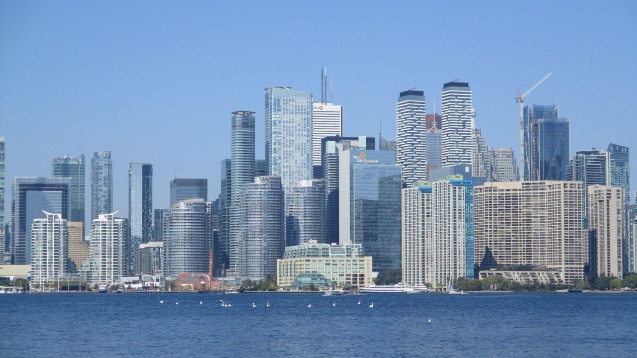 toronto skyline from harbour dusk